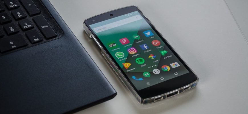 Is it possible to change file permissions on Android's internal storage?